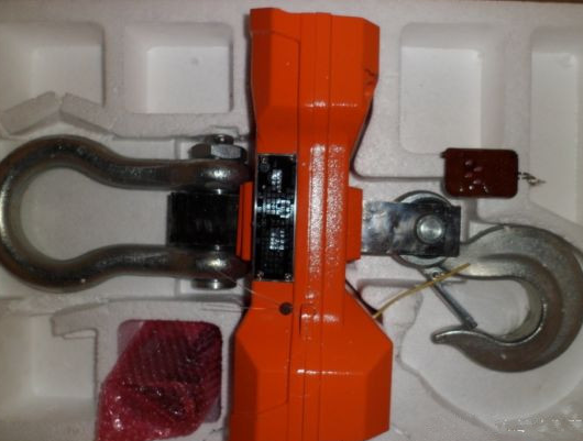 電子吊秤的包裝精致、貼心